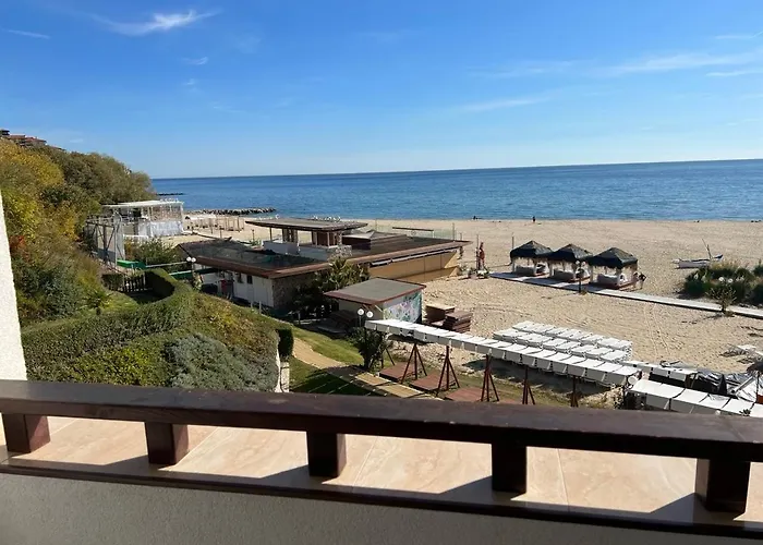 Arena Sea View アパート